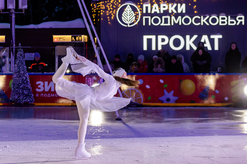 Ледовое шоу «Сказ о Руси» в парке Малевича