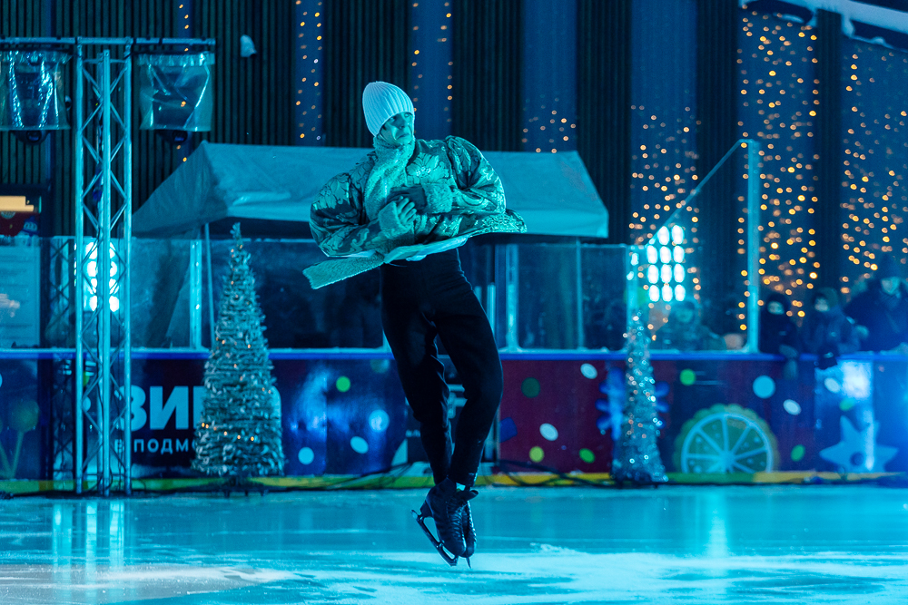 Ледовое шоу «Сказ о Руси» в парке Малевича