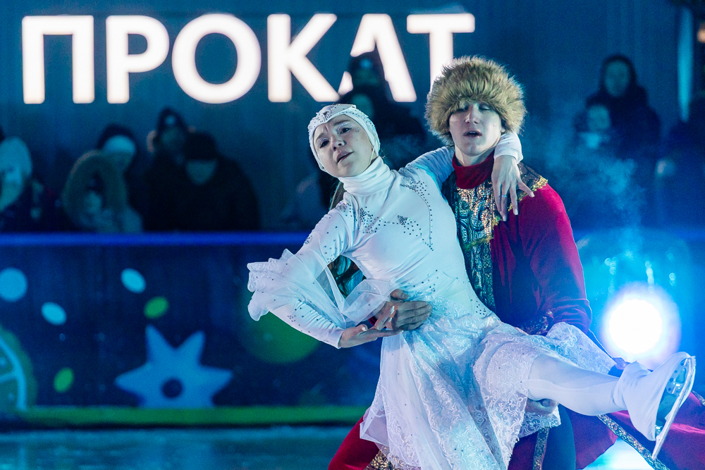 Ледовое шоу «Сказ о Руси» в парке Малевича