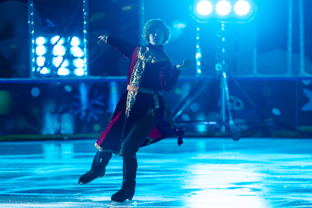 Ледовое шоу «Сказ о Руси» в парке Малевича