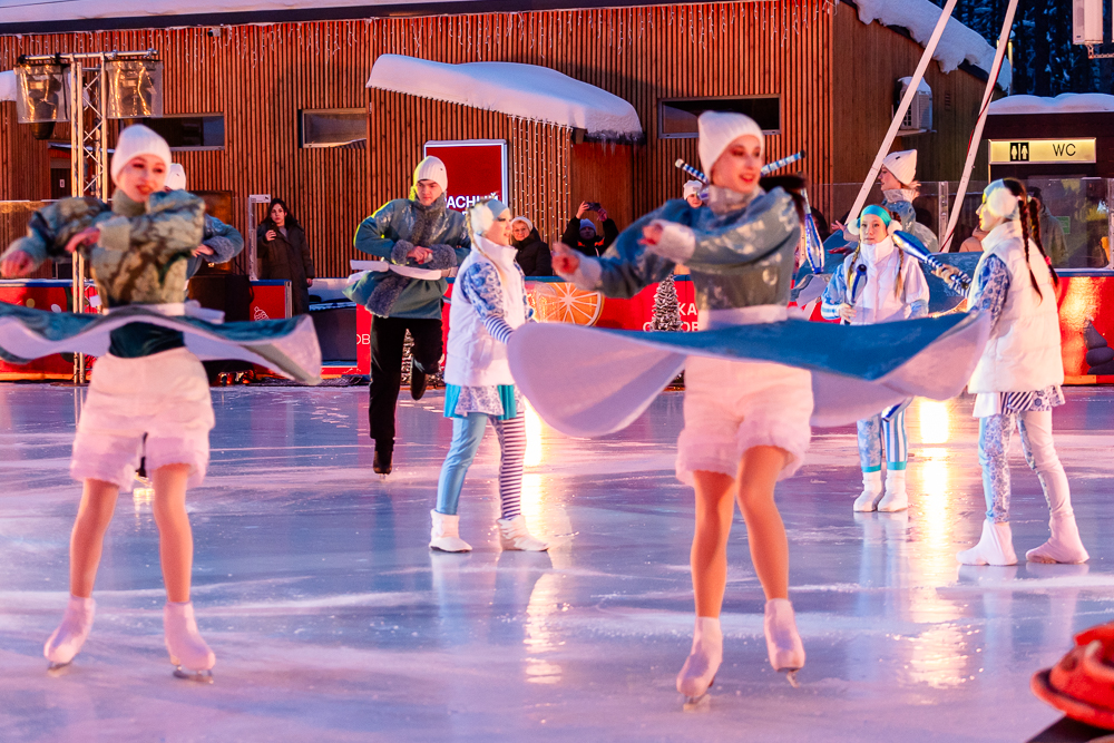 Ледовое шоу «Сказ о Руси» в парке Малевича