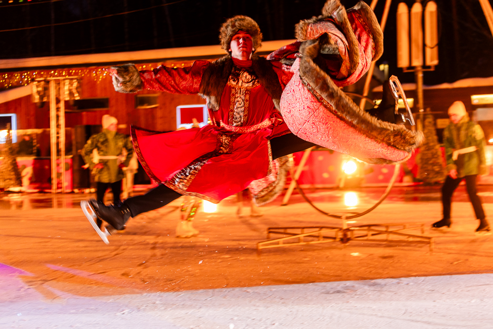 Ледовое шоу «Сказ о Руси» в парке Малевича
