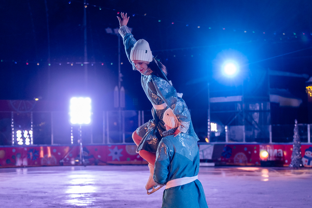 Ледовое шоу «Сказ о Руси» в парке Малевича