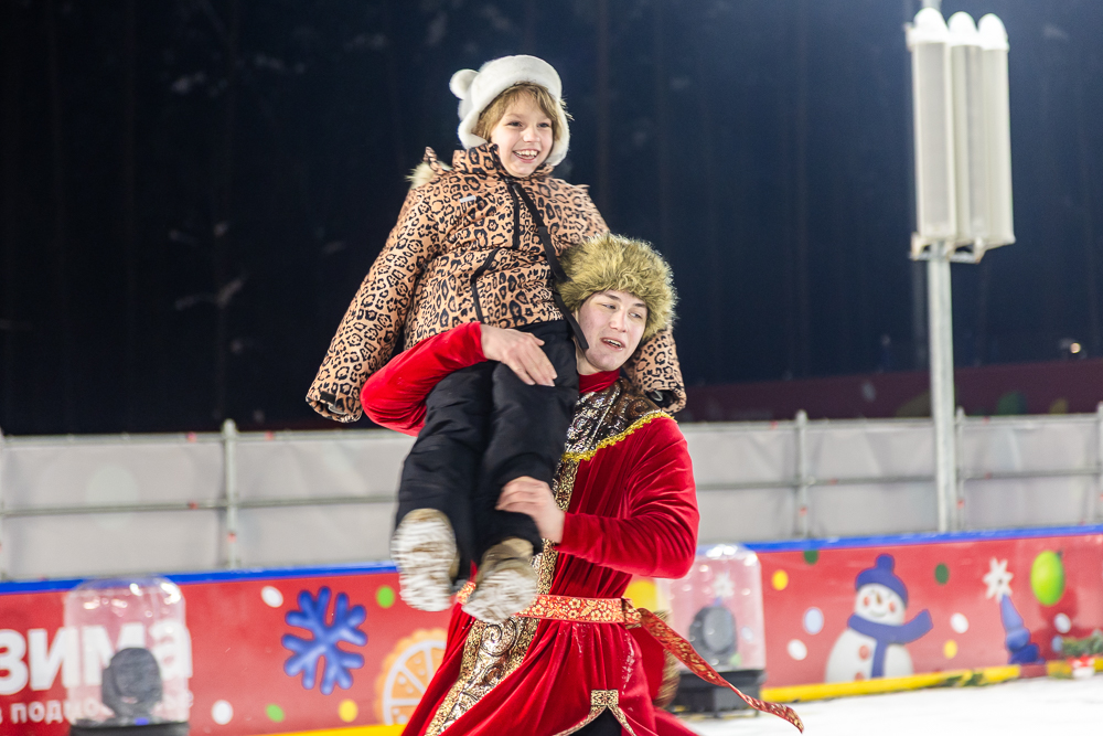 Ледовое шоу «Сказ о Руси» в парке Малевича